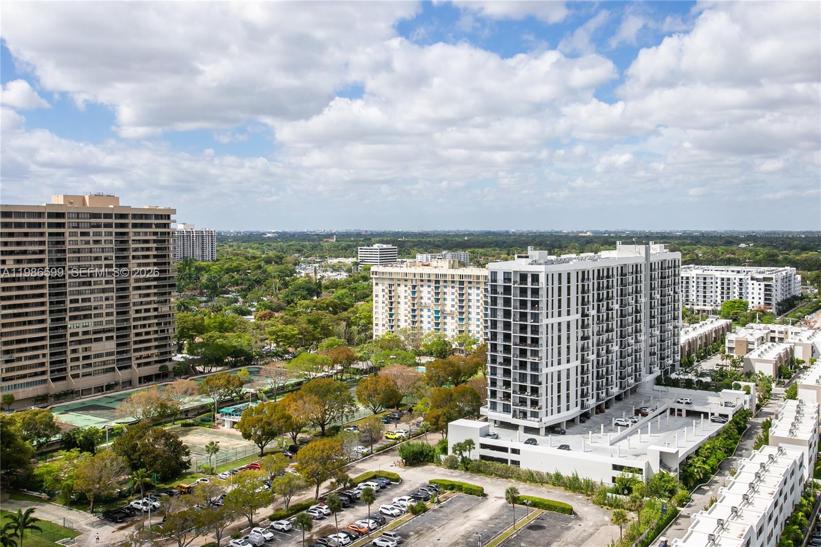 CRICKET CLUB CONDO - Residential