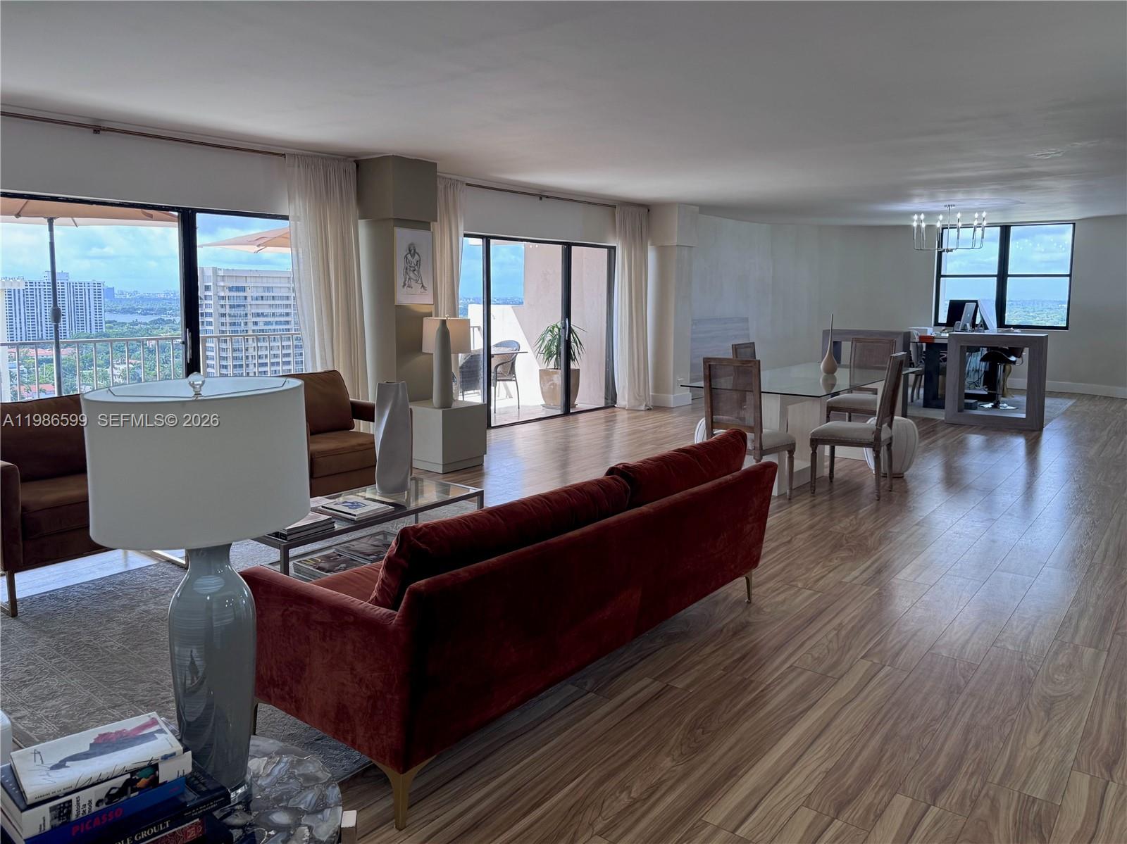 CRICKET CLUB CONDO - Residential