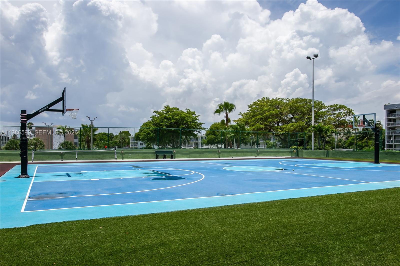 CRICKET CLUB CONDO - Residential