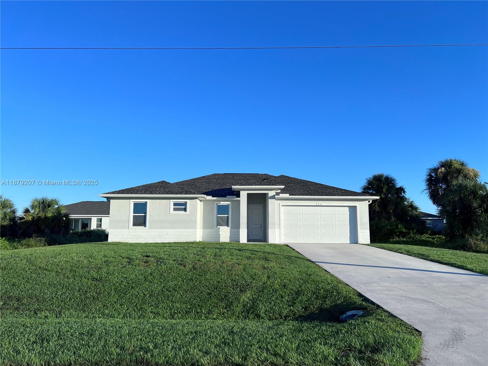 BANYAN VILLAGE - Residential