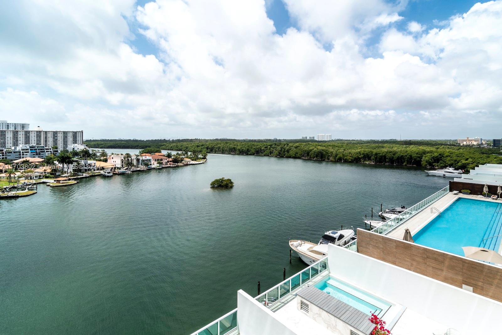 400 SUNNY ISLES CONDO EAS - Residential