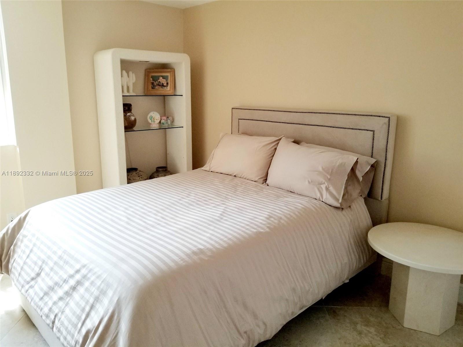 Mayan Towers South - Residential Lease