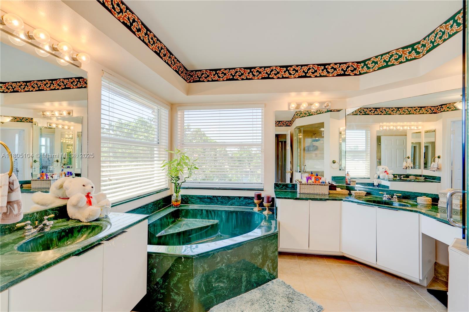 STONERIDGE LAKE ESTATES P - Residential