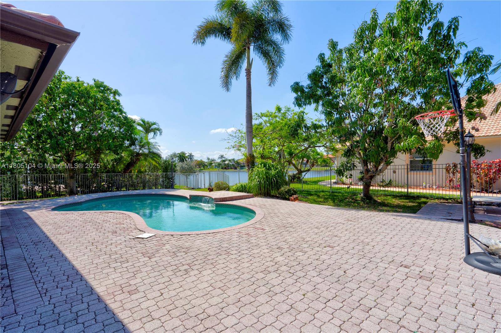 STONERIDGE LAKE ESTATES P - Residential