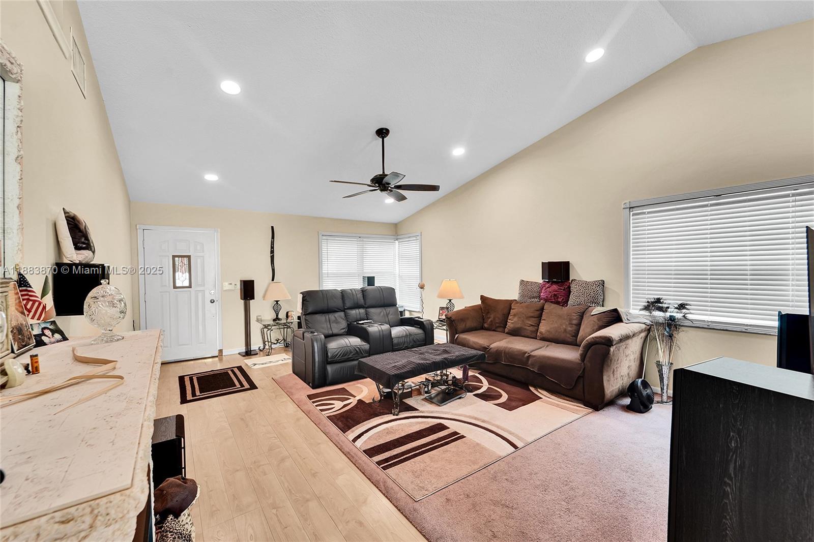 CORAL SPRINGS UNIVERSITY - Residential