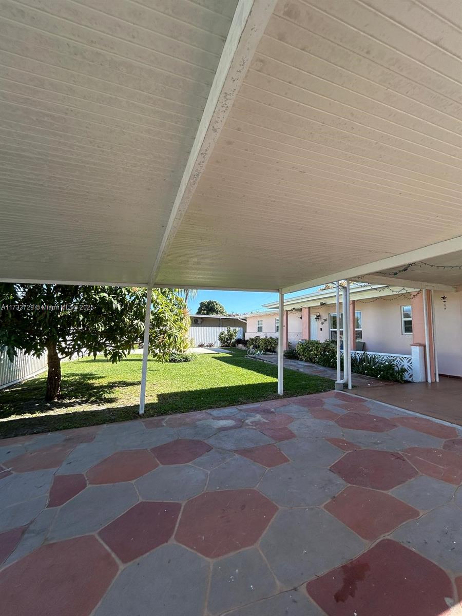 CAROL CITY 1 ST ADDN - Residential