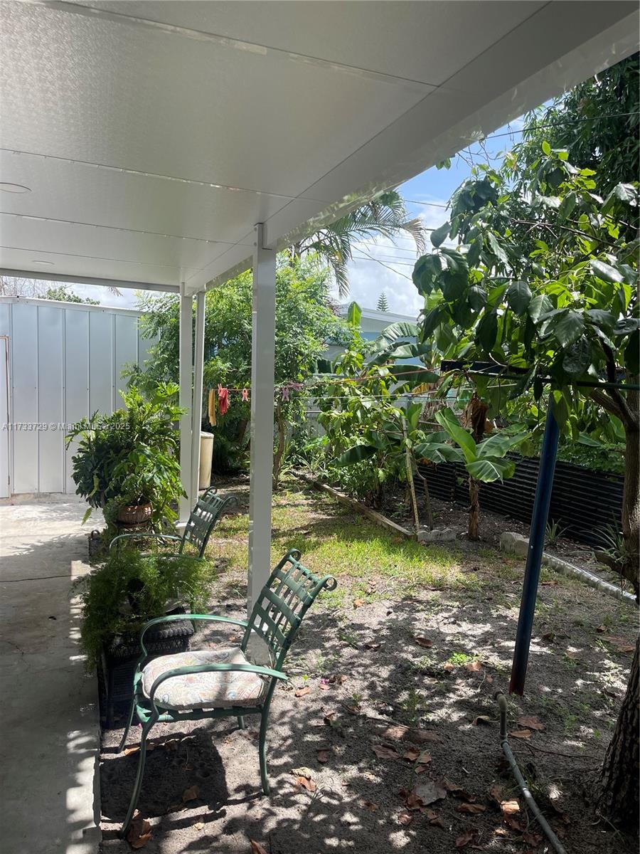 CAROL CITY 1 ST ADDN - Residential