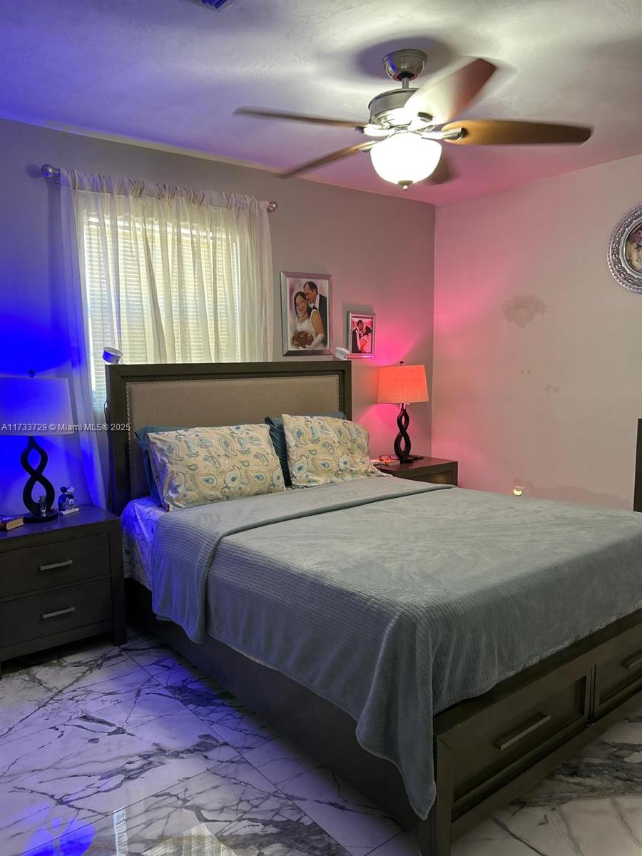 CAROL CITY 1 ST ADDN - Residential