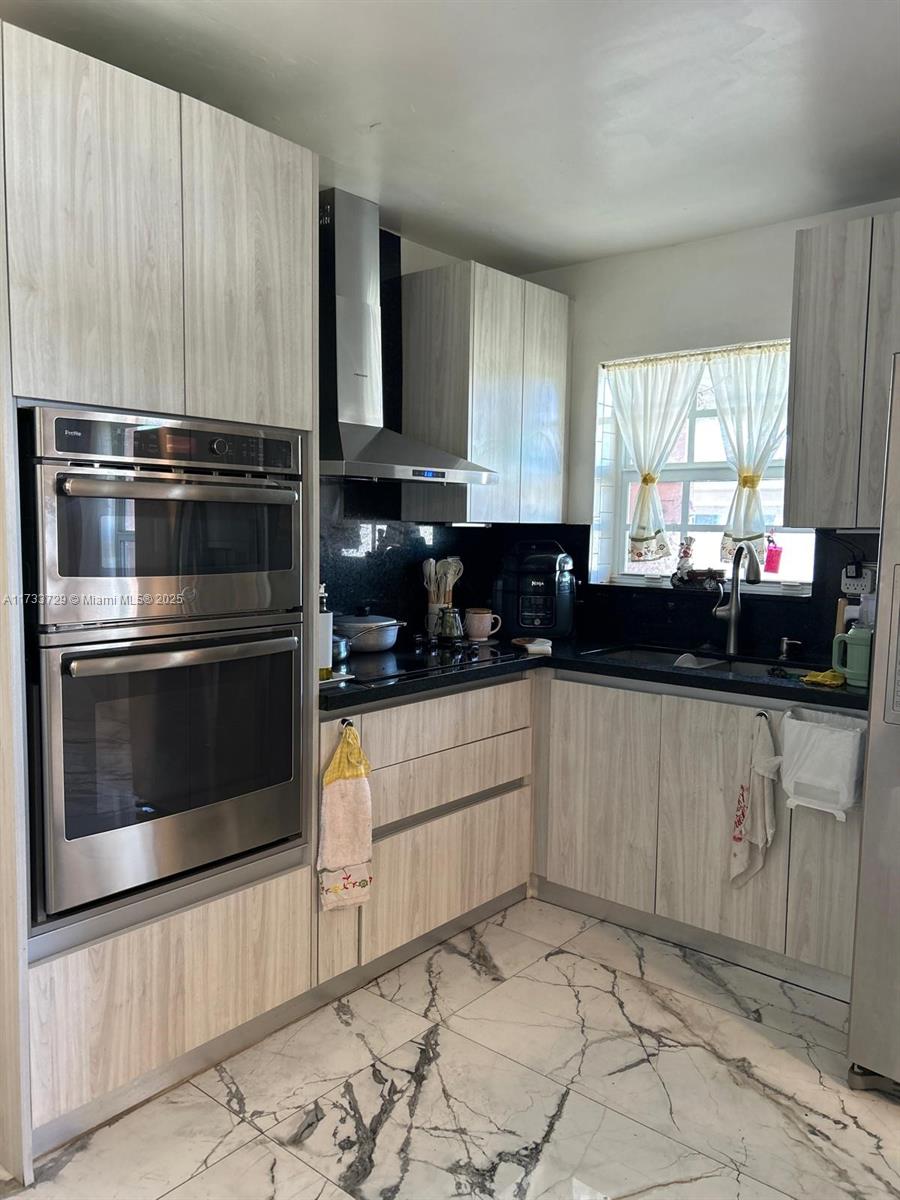 CAROL CITY 1 ST ADDN - Residential