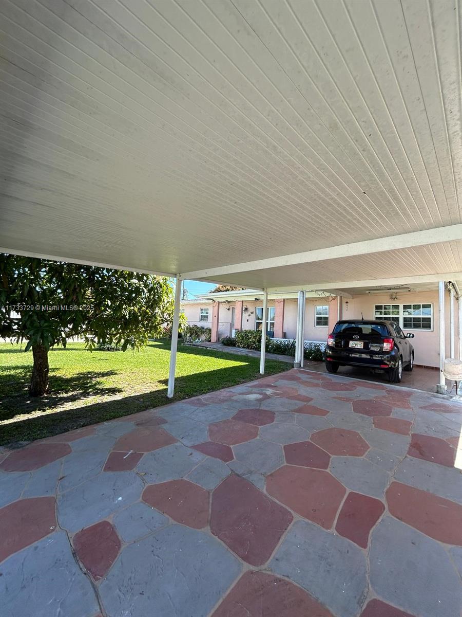 CAROL CITY 1 ST ADDN - Residential