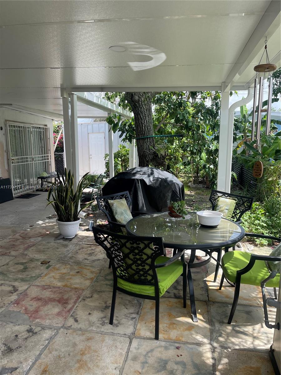 CAROL CITY 1 ST ADDN - Residential