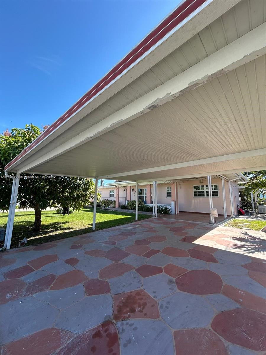 CAROL CITY 1 ST ADDN - Residential