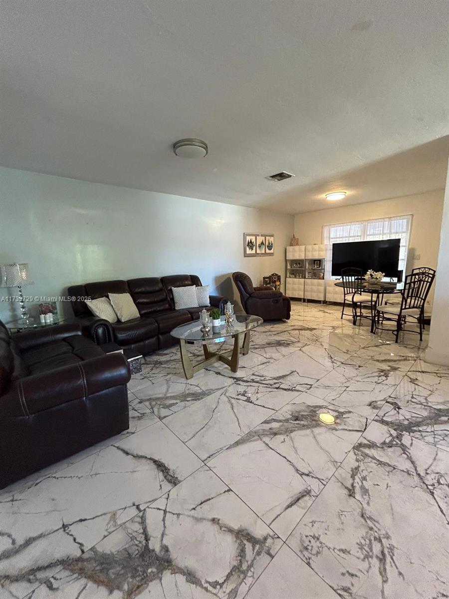 CAROL CITY 1 ST ADDN - Residential