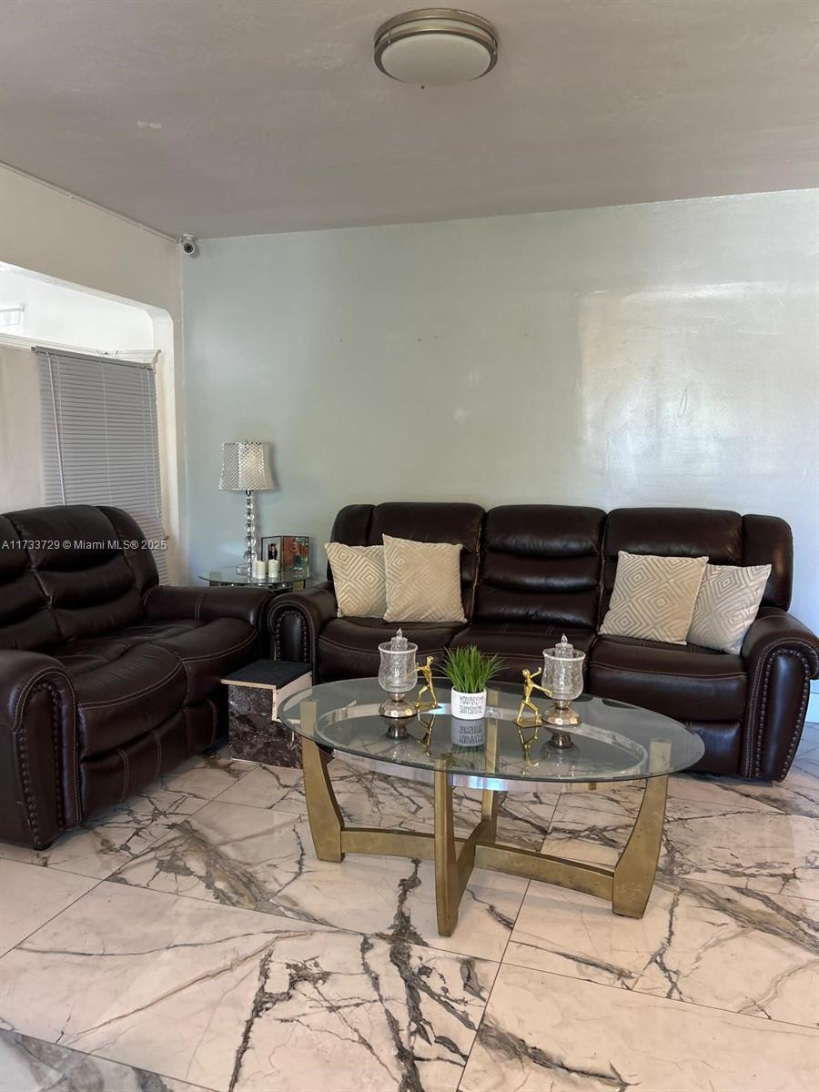 CAROL CITY 1 ST ADDN - Residential