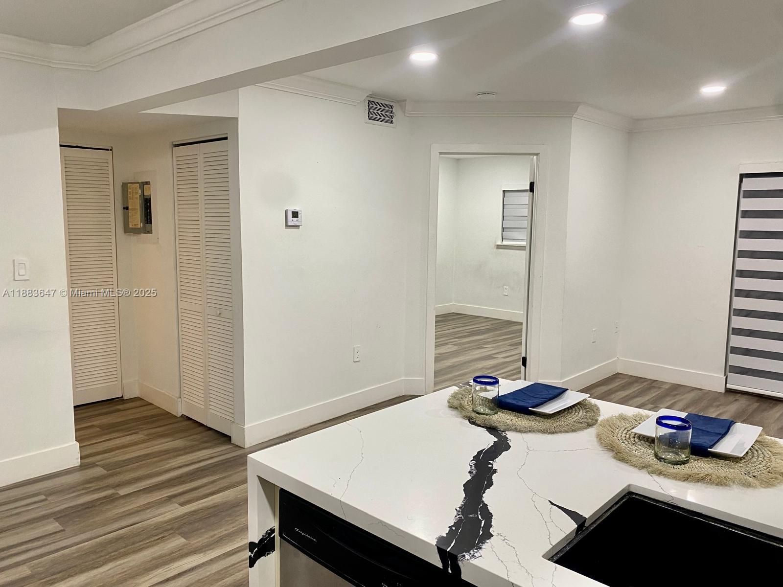 PALMS OF PEMBROKE CONDO - Residential Lease