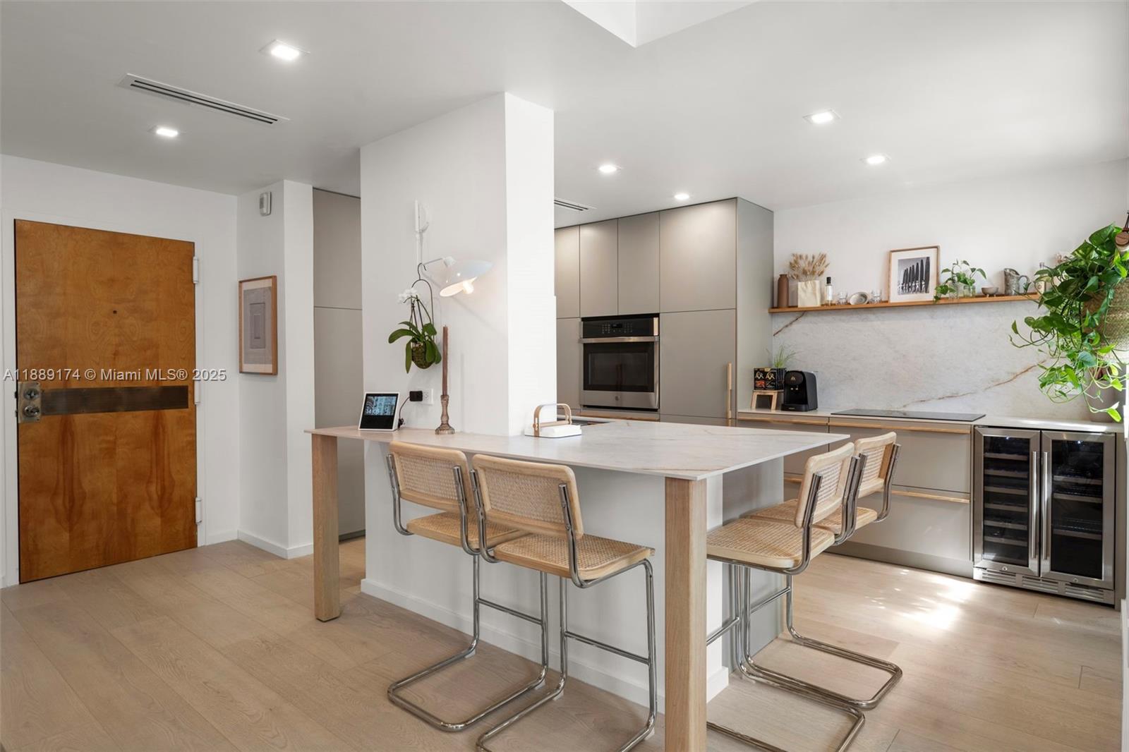1390 OCEAN DRIVE CONDO - Residential