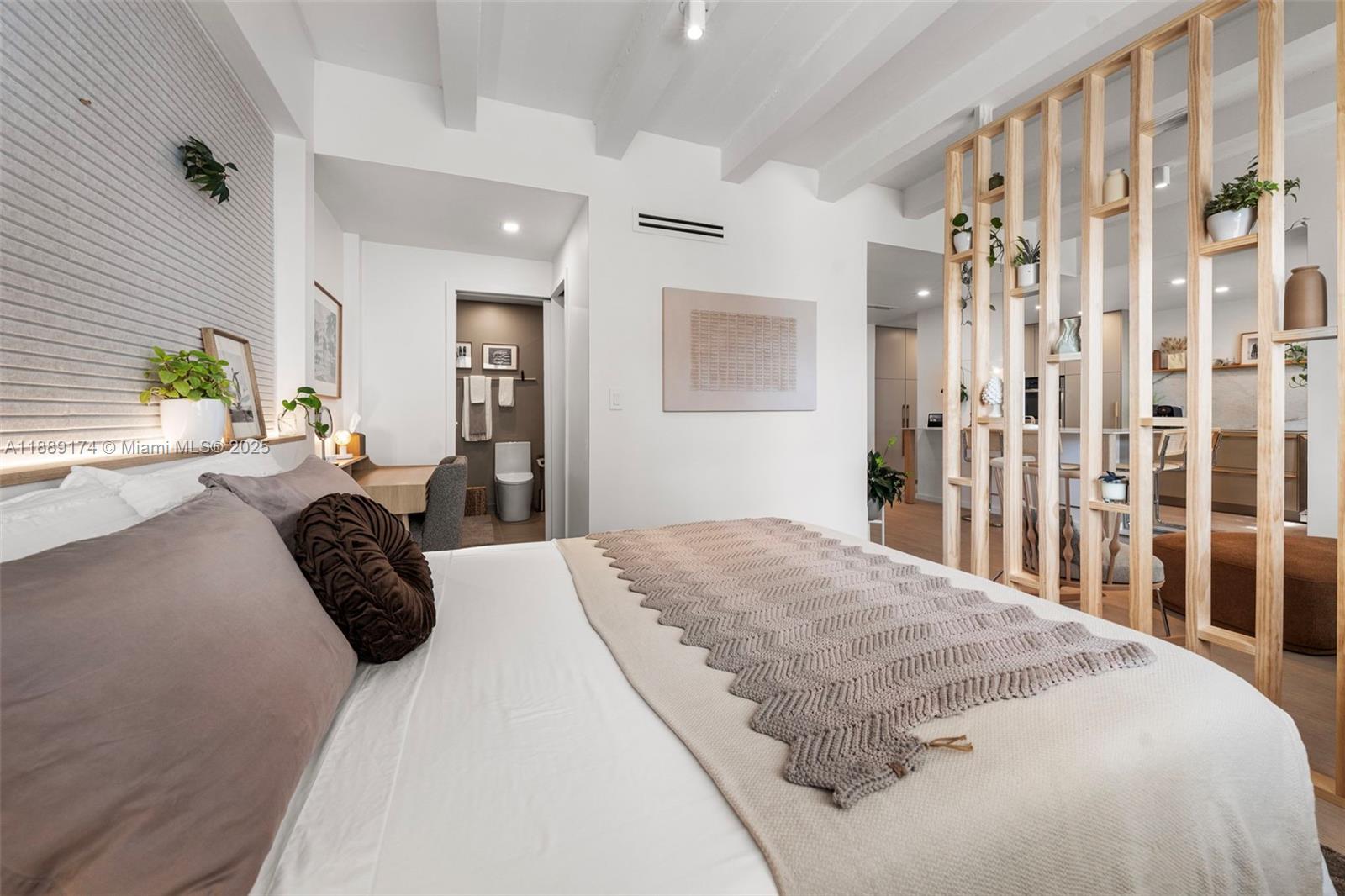 1390 OCEAN DRIVE CONDO - Residential