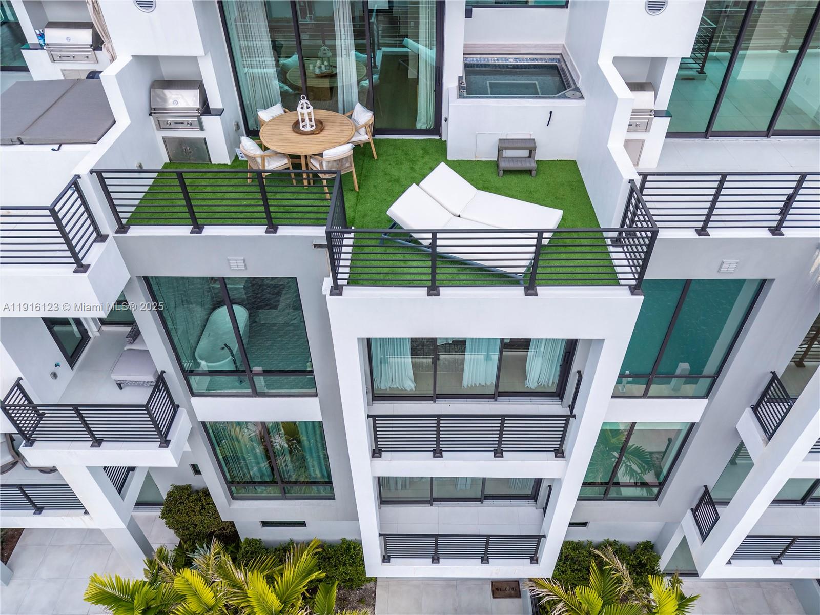 EASTERN SHORES - Residential