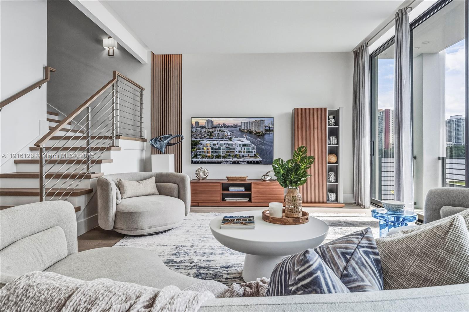 EASTERN SHORES - Residential