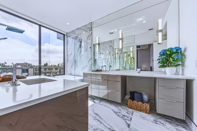 EASTERN SHORES - Residential
