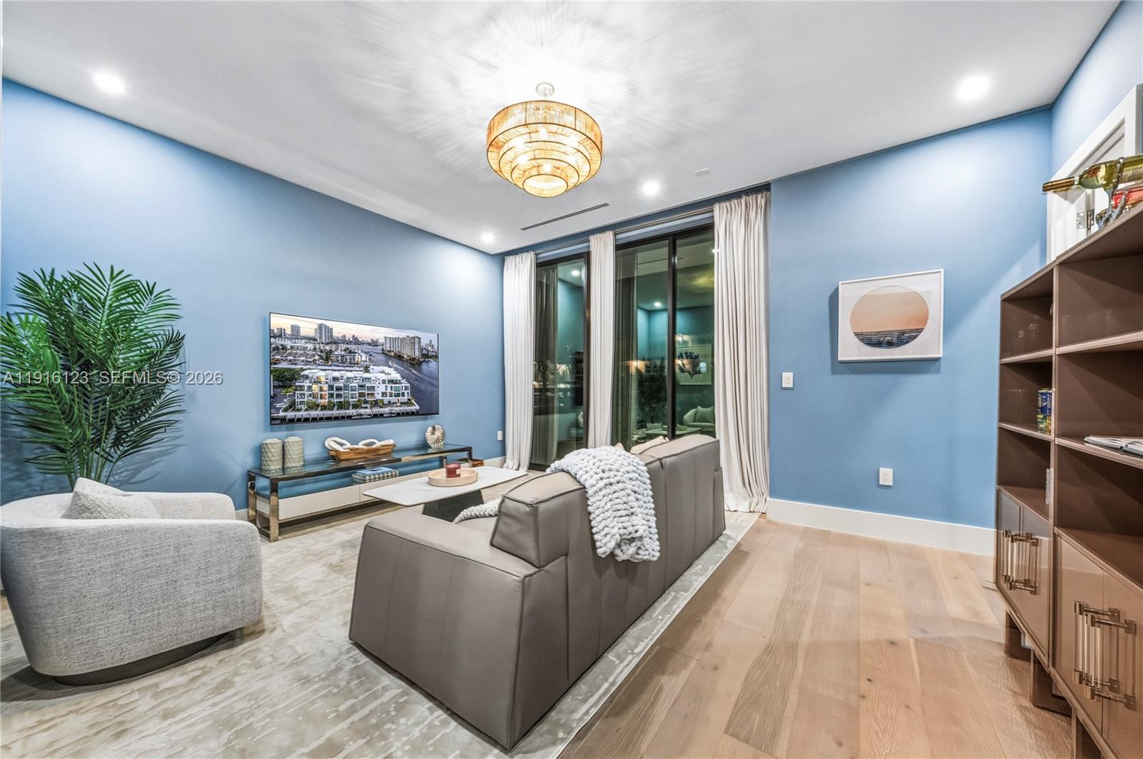 EASTERN SHORES - Residential