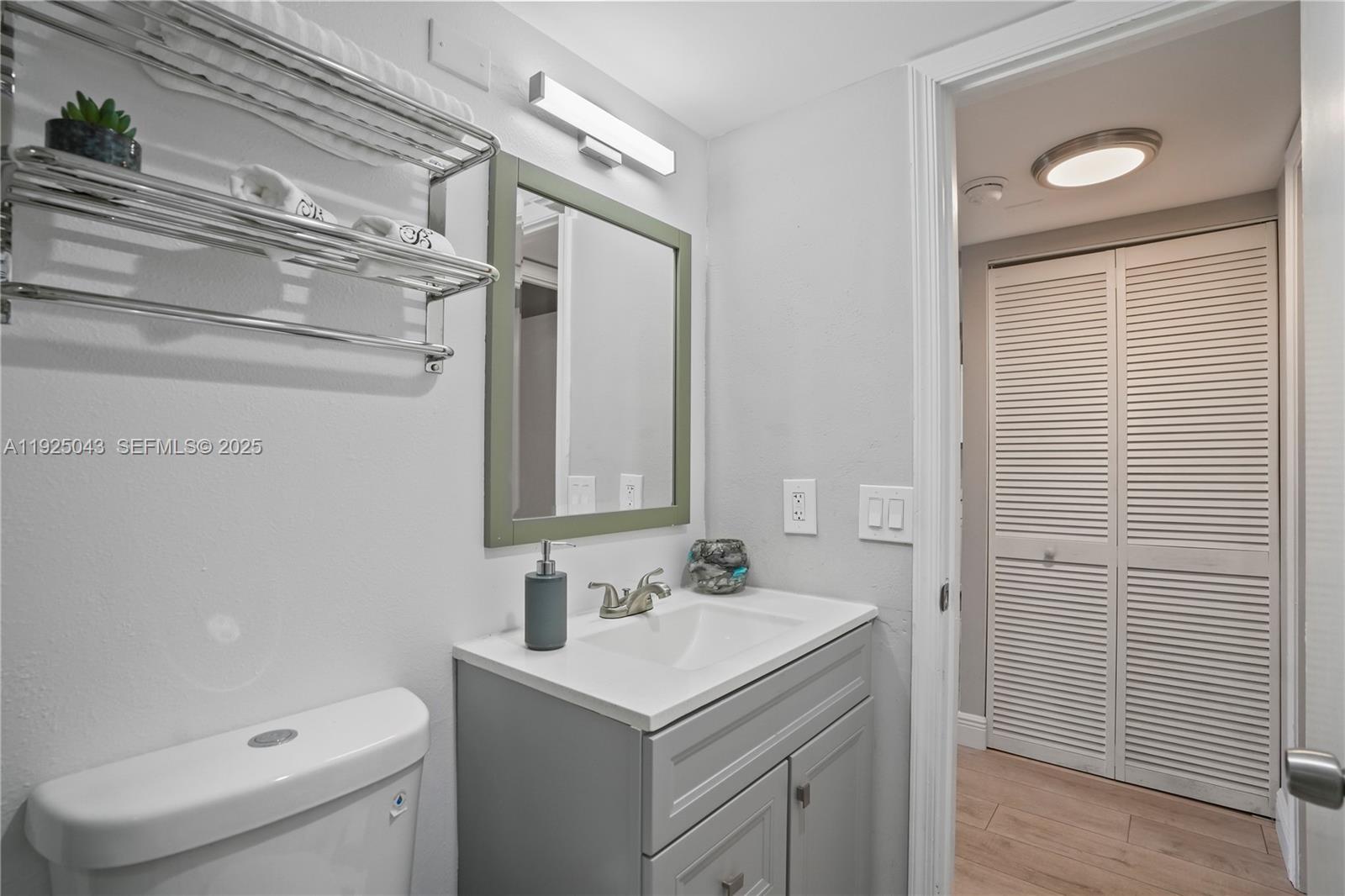 ISLAND CLUB ONE CONDO - Residential Lease