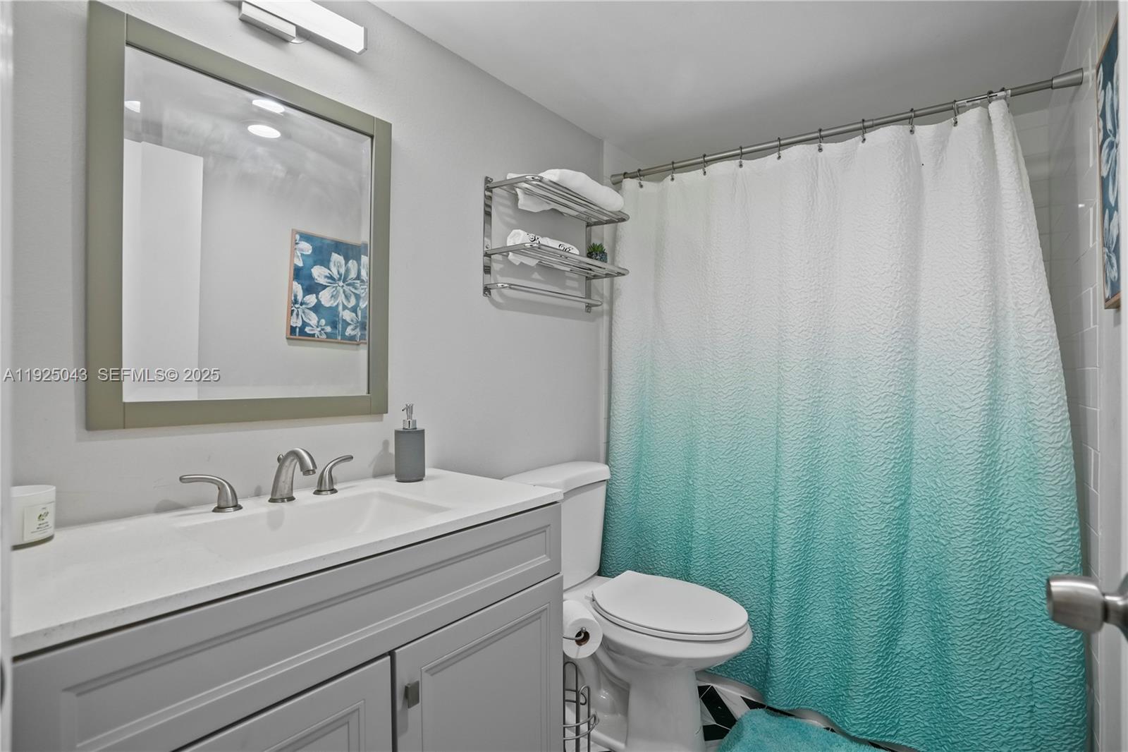 ISLAND CLUB ONE CONDO - Residential Lease