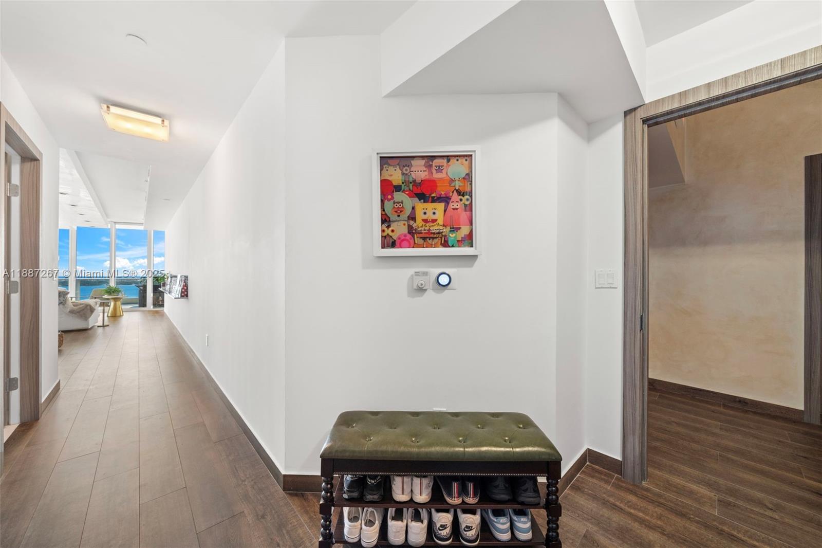 PARAMOUNT BAY CONDO - Residential