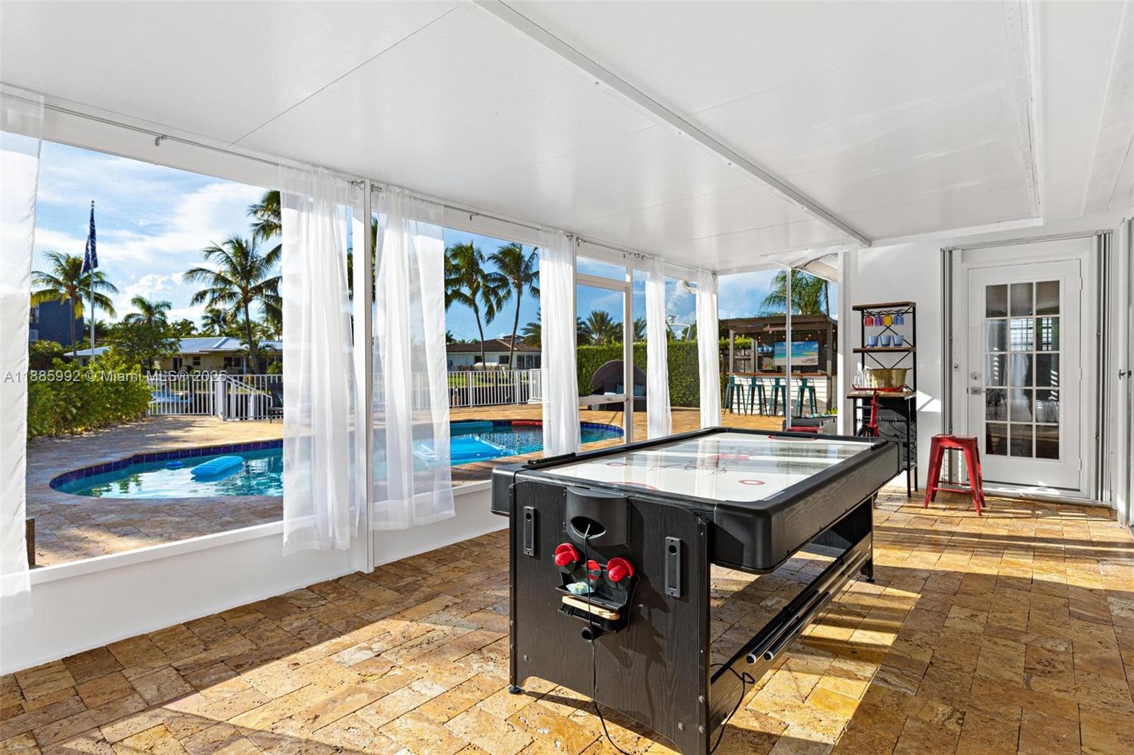 POMPANO ISLES SEC B - Residential