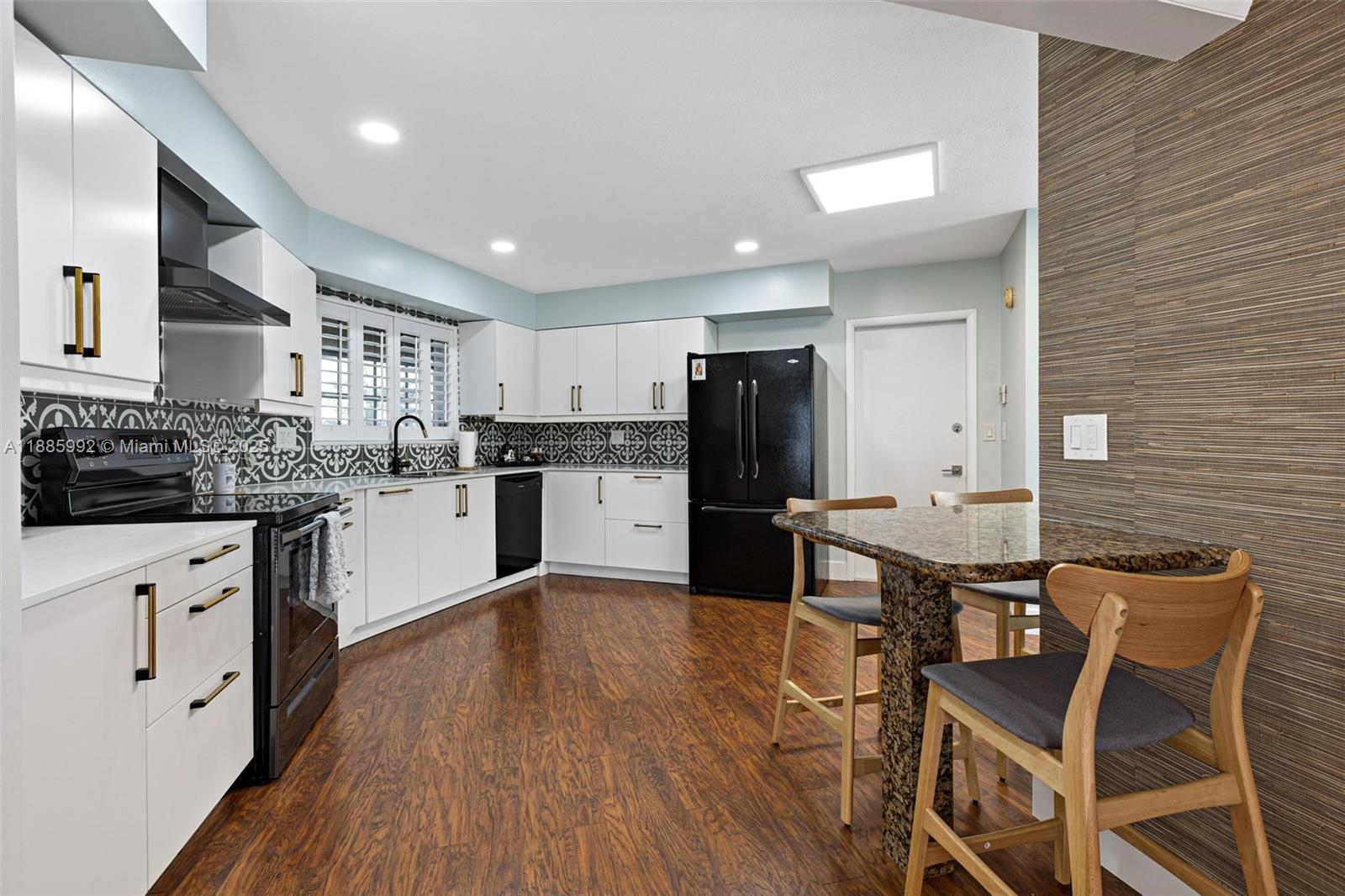 POMPANO ISLES SEC B - Residential