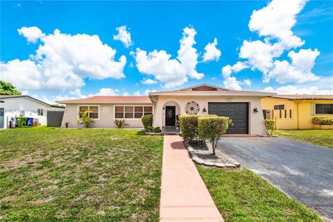 Photo of 11700 Sheridan St, Pembroke Pines, FL 33026 (MLS # A11824363)