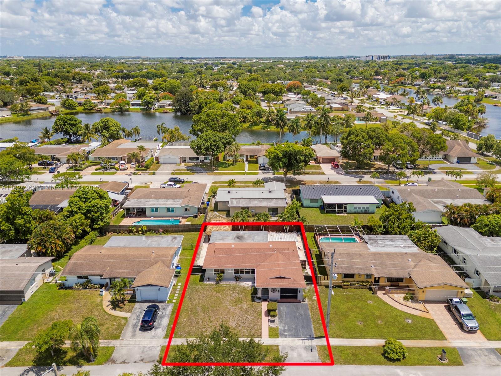 PEMBROKE LAKES SEC 4 - Residential