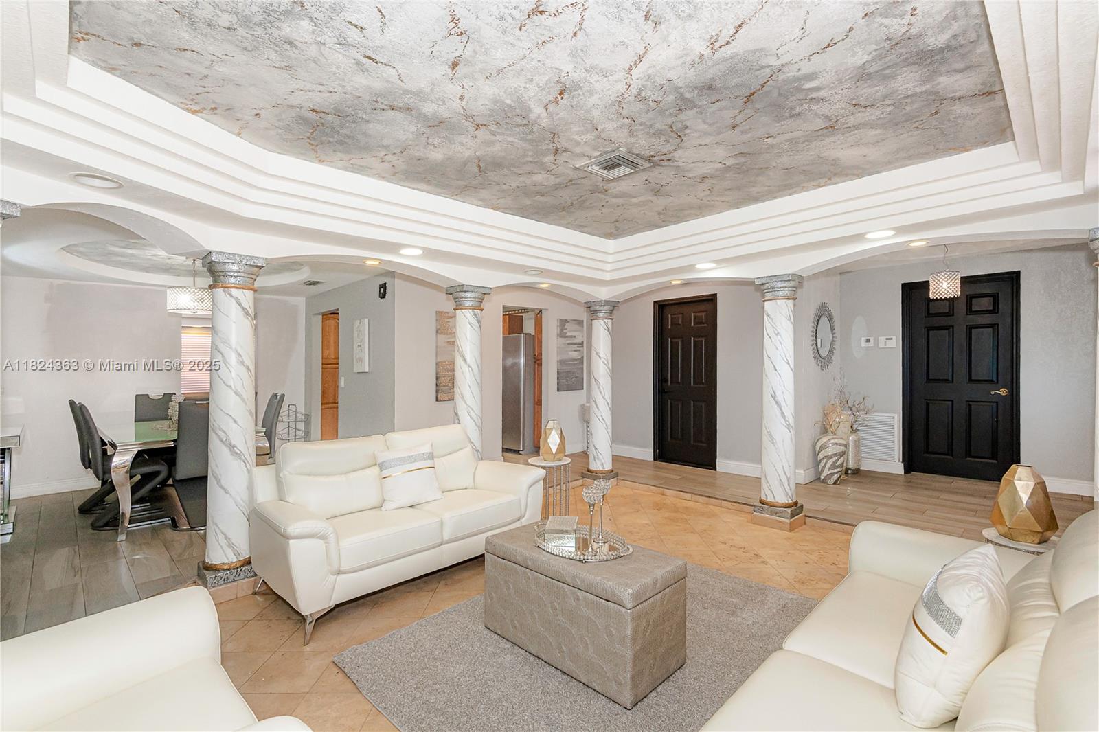 PEMBROKE LAKES SEC 4 - Residential