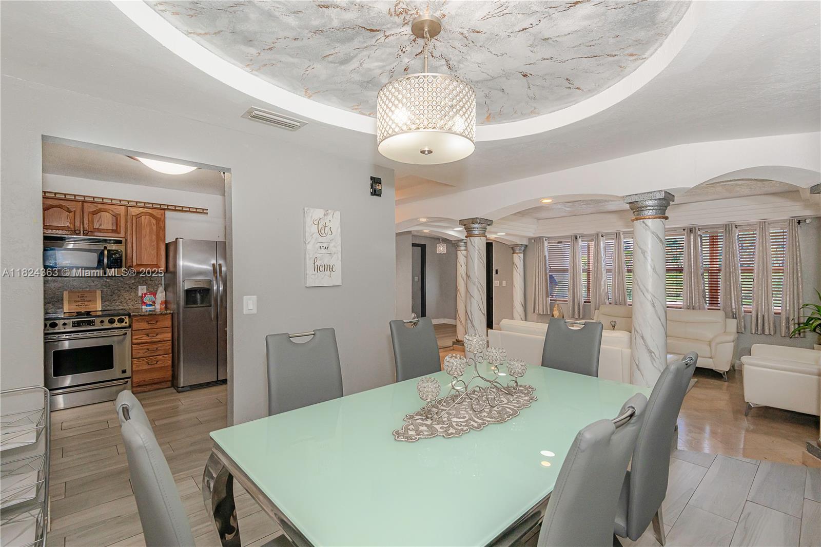 PEMBROKE LAKES SEC 4 - Residential