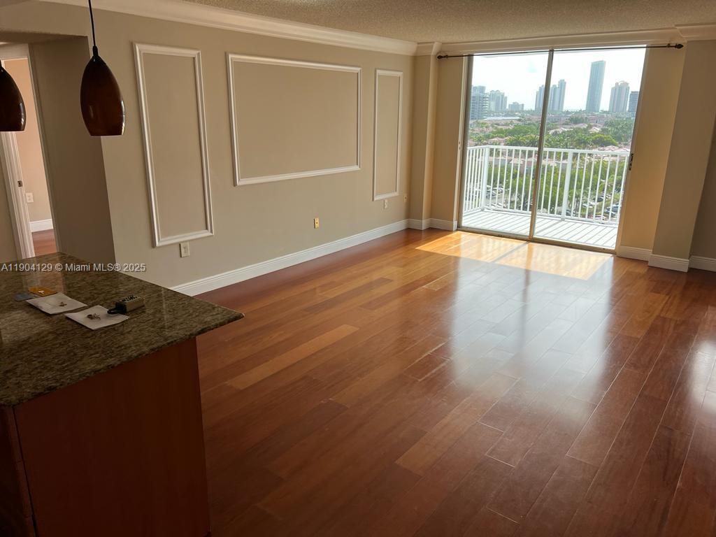 ADMIRALS PORT CONDO - Residential Lease