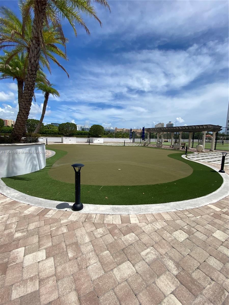 ADMIRALS PORT CONDO - Residential Lease