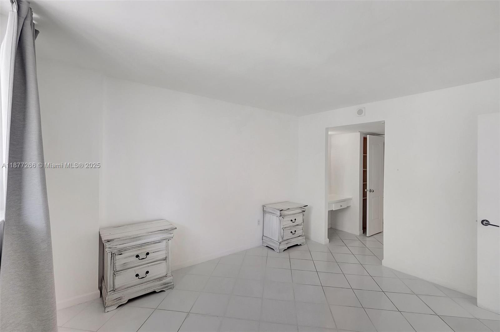 OCEAN POINT CONDO - Residential