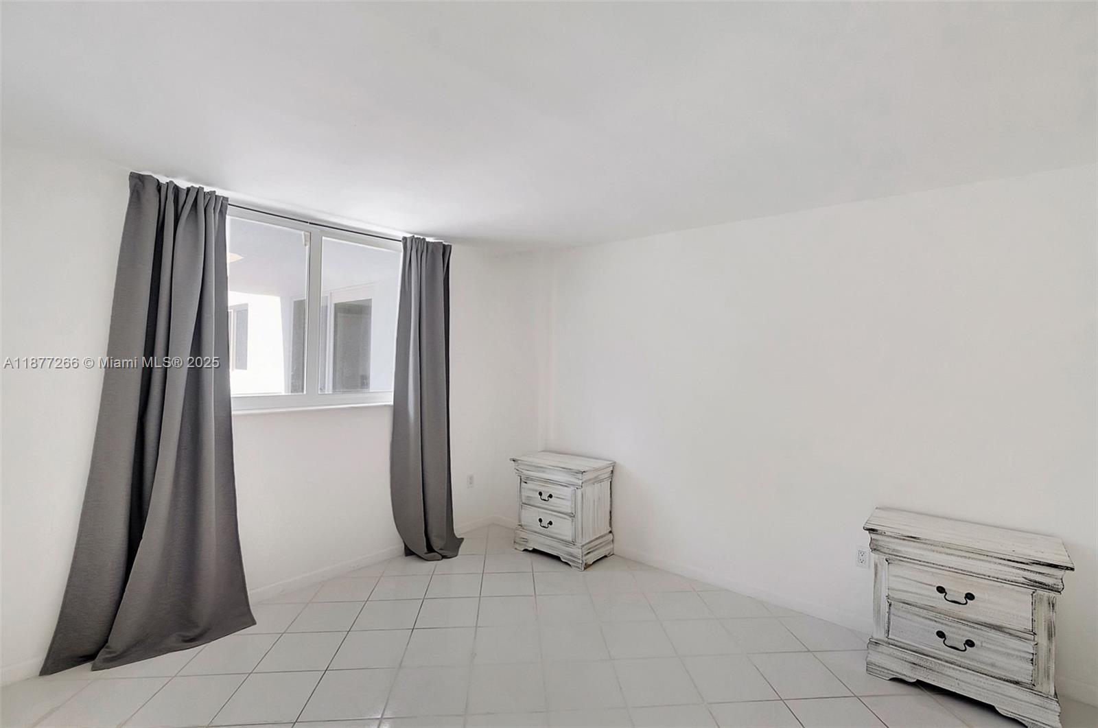 OCEAN POINT CONDO - Residential