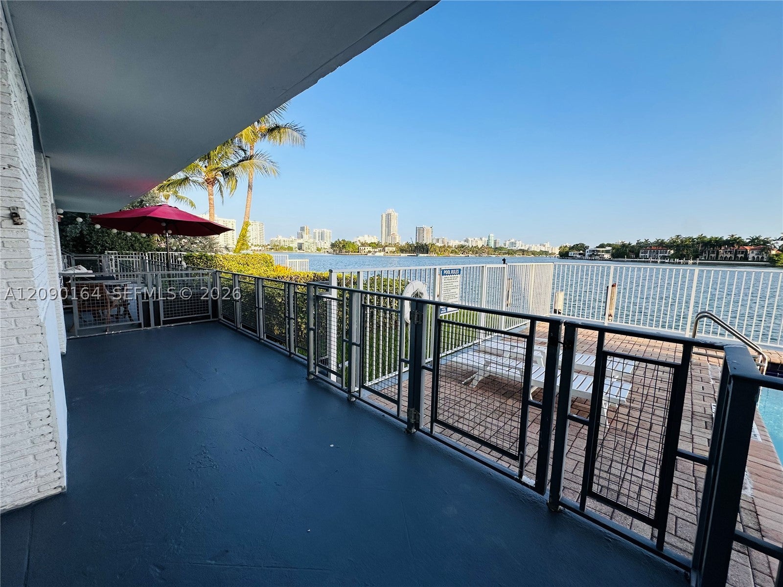 946 Bay Dr 7