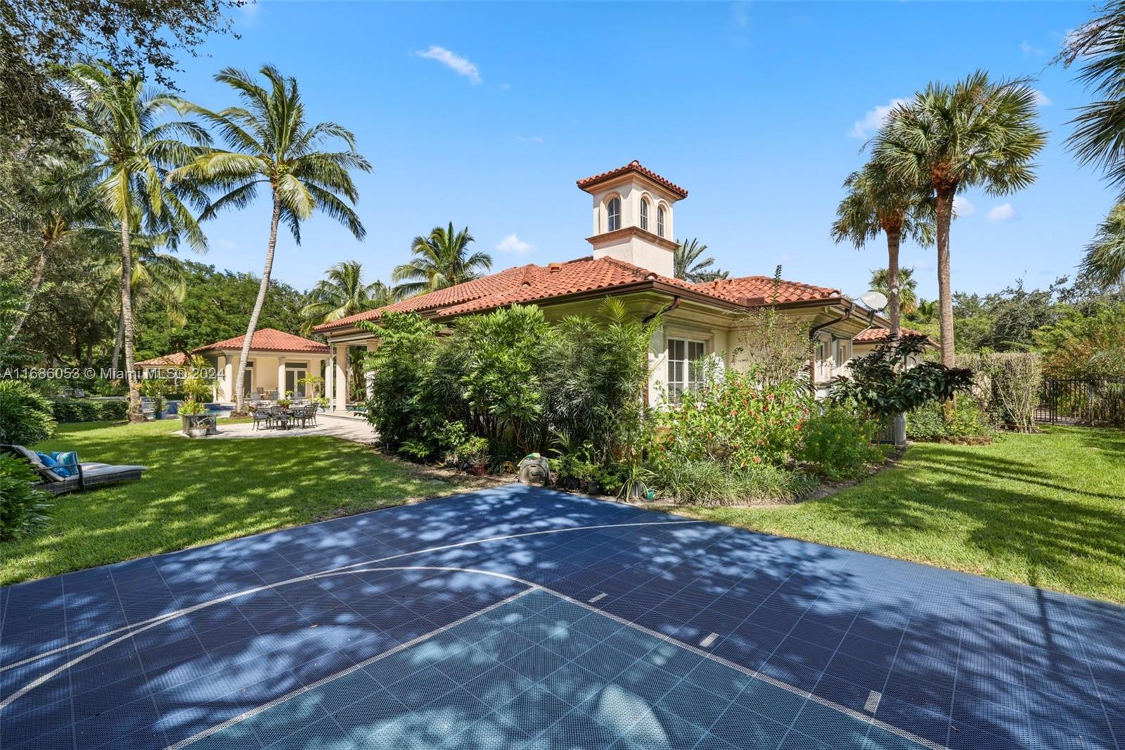 Estates of Pine Tree - Residential