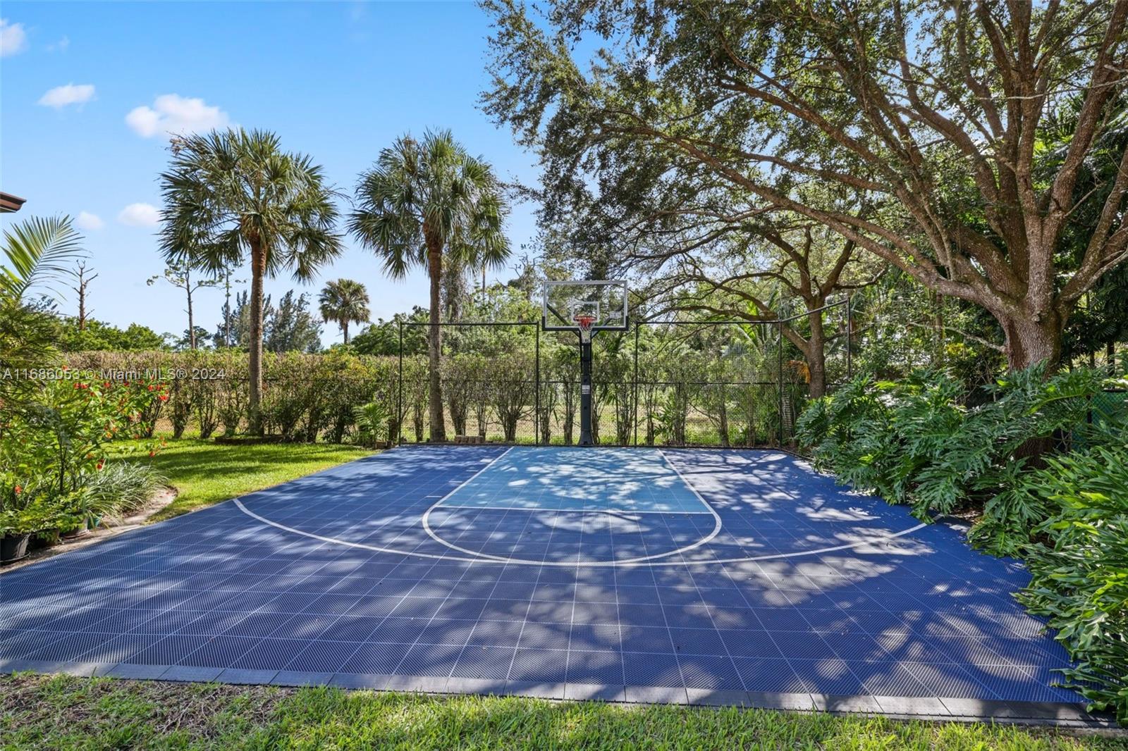 Estates of Pine Tree - Residential