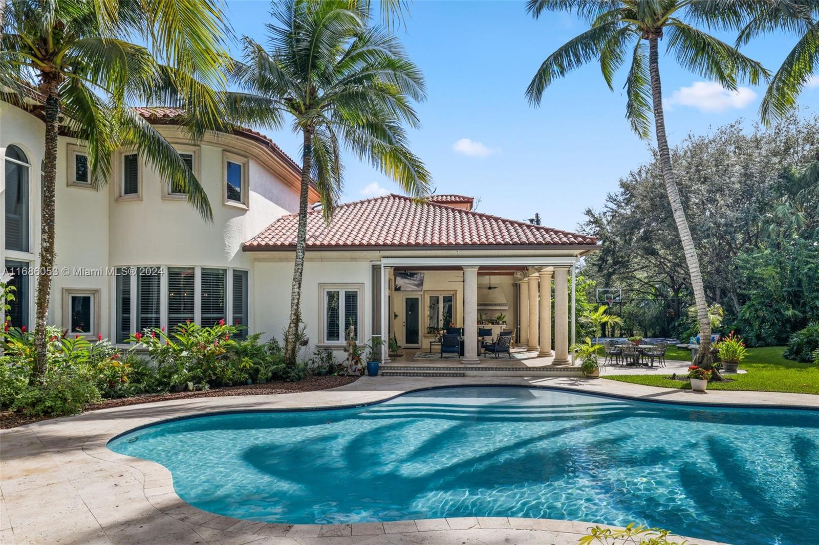 Estates of Pine Tree - Residential