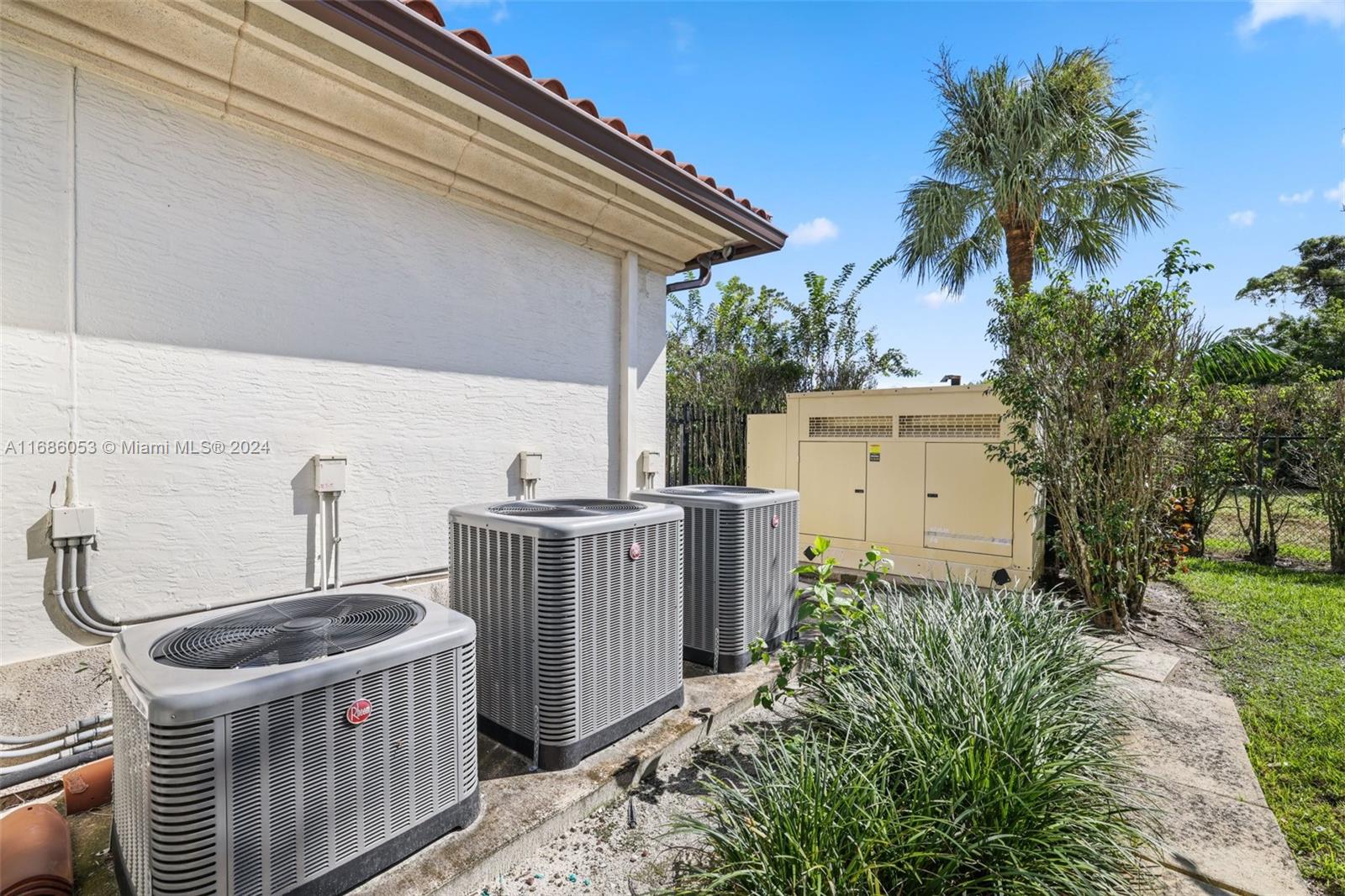 Estates of Pine Tree - Residential