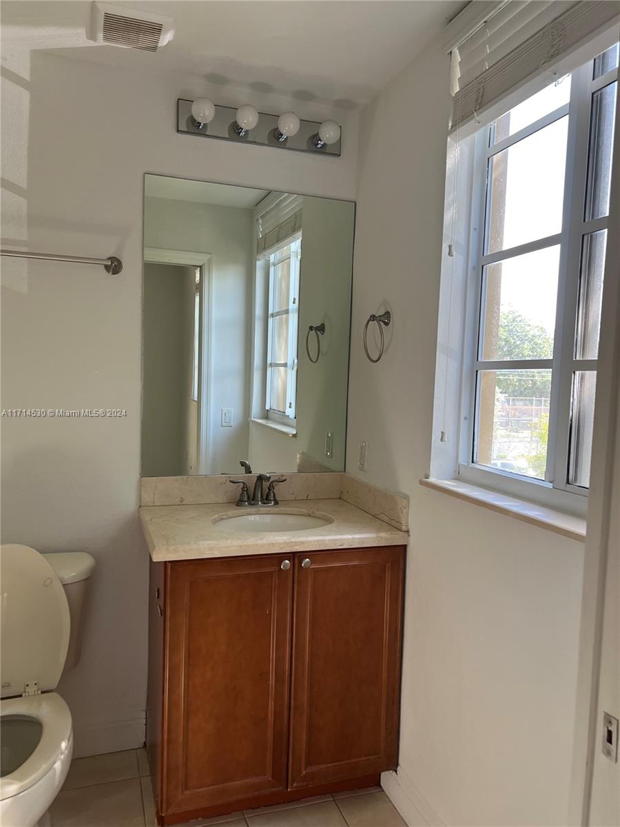 C GAB DOUGLAS SEC - Residential Lease