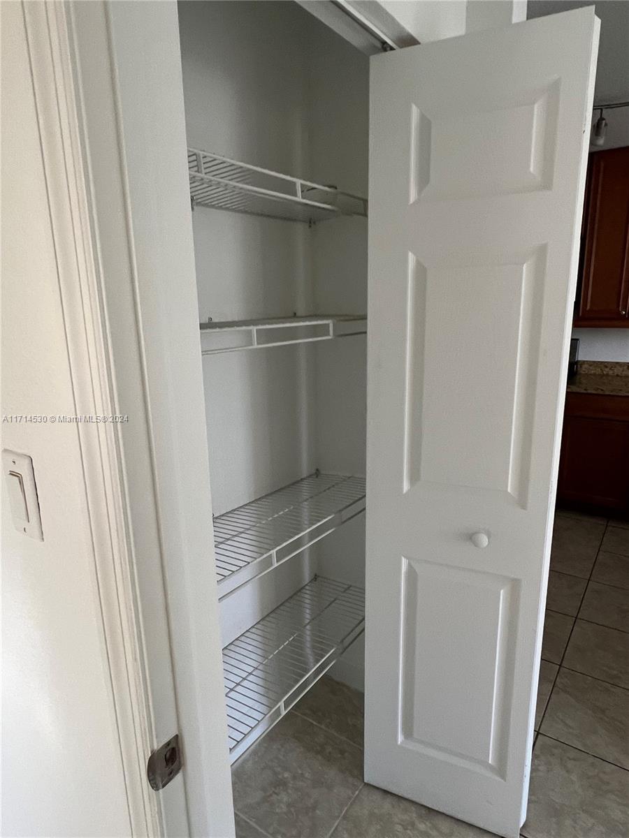 C GAB DOUGLAS SEC - Residential Lease