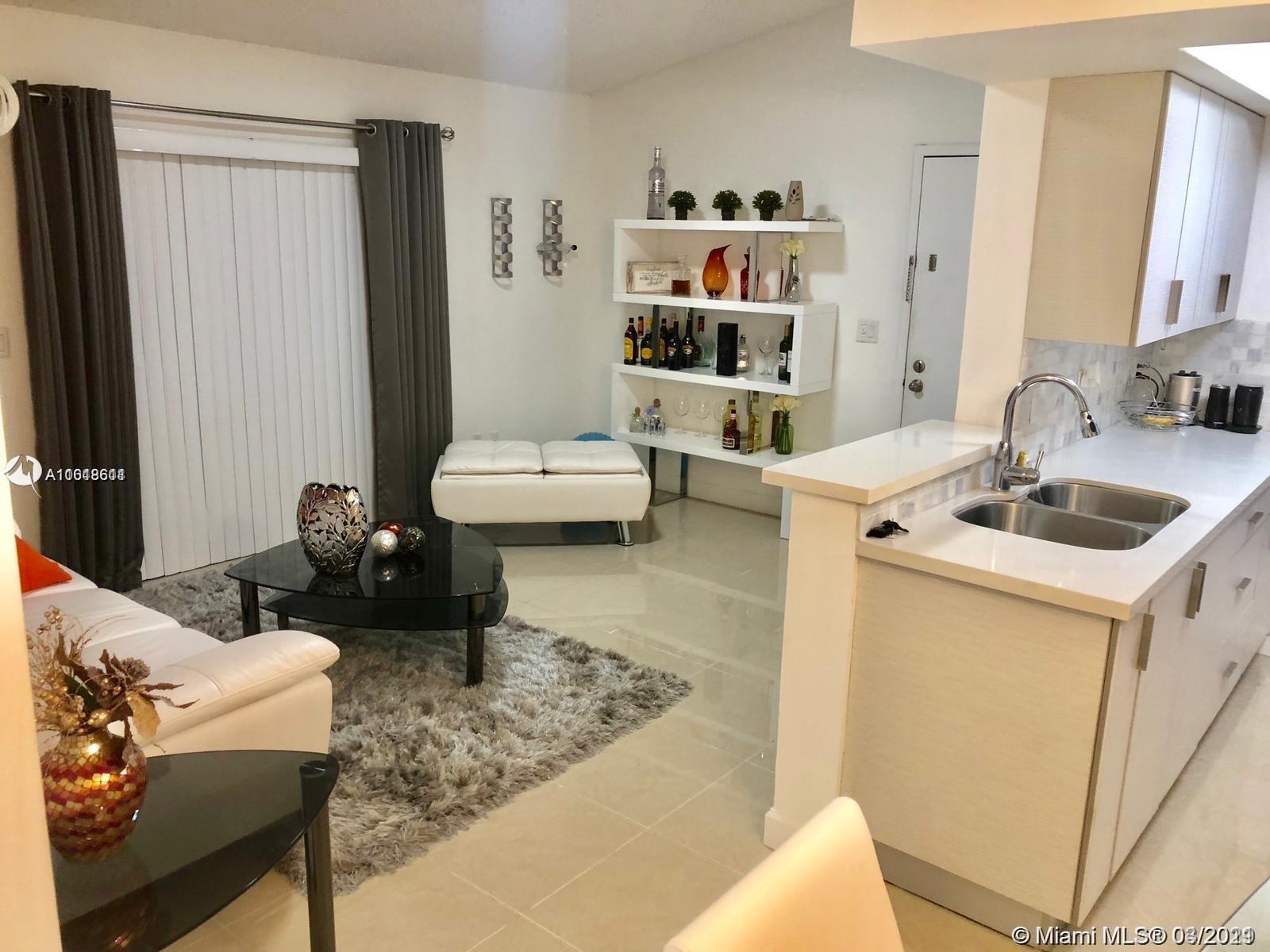 2 Beds UPGRADED APARTMENT WITH WASHER AND DRYER IN THE UNIT WITH SPECIAL TOUCH.
BALCONY AND 2 PARKING ASSIGNED . VERY NICE COMMUNITY TO LIVE
TENANT IN PLACE 1500 USD (VERY GOOD TENANT )