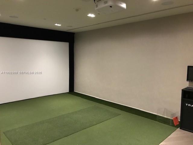 GRAN PARAISO - Residential Lease