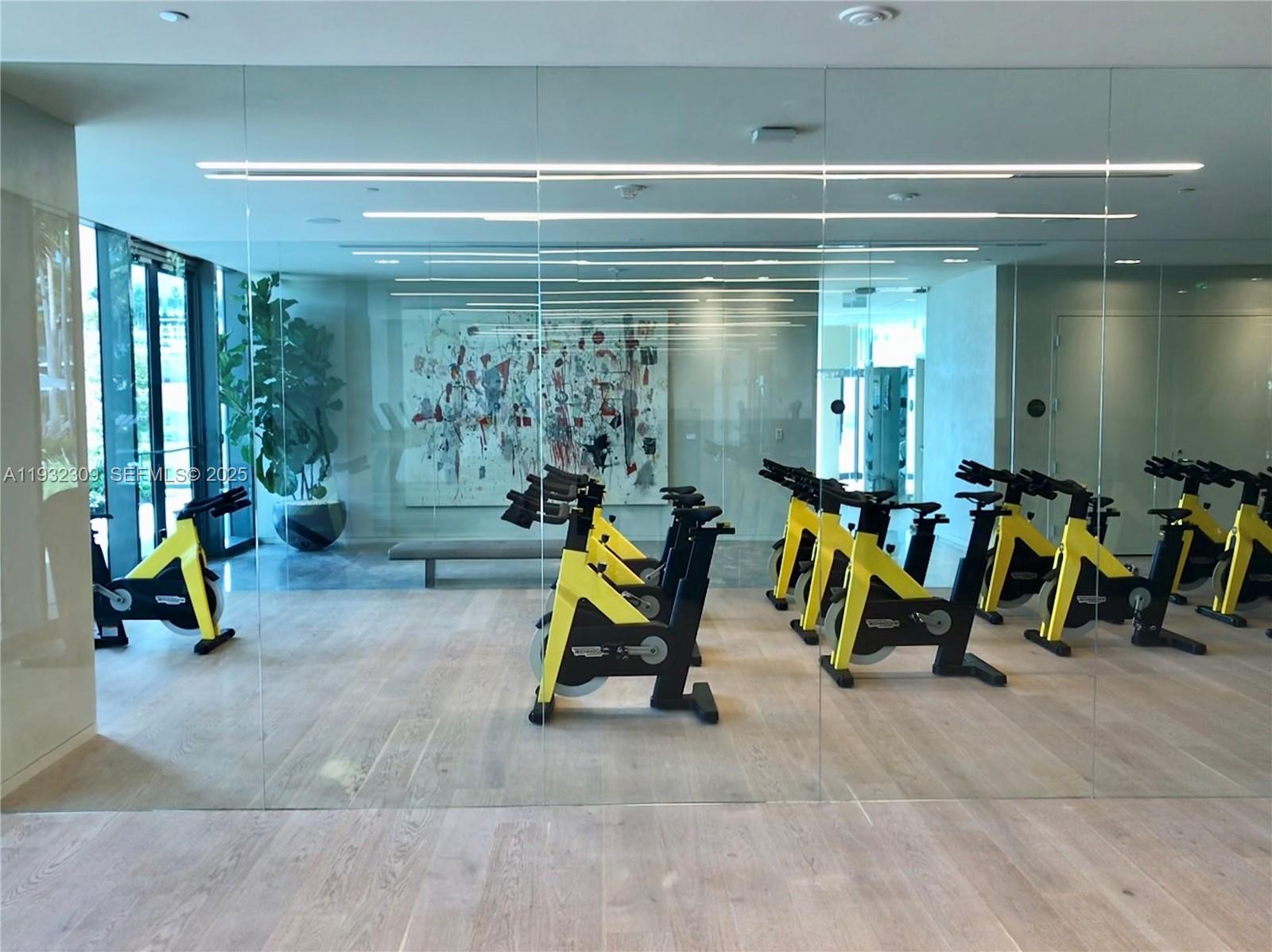 GRAN PARAISO - Residential Lease