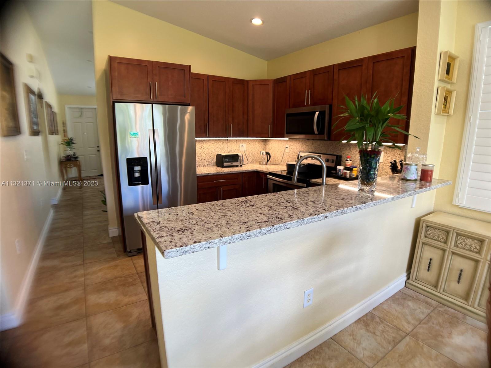 Photo 7 of 19 of 18745 SW 27th Ct townhome