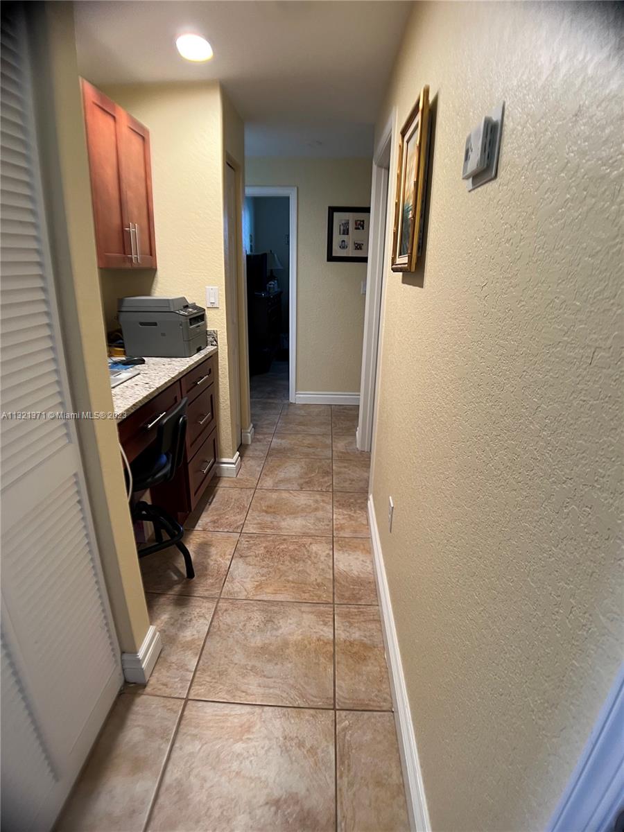 Photo 5 of 19 of 18745 SW 27th Ct townhome
